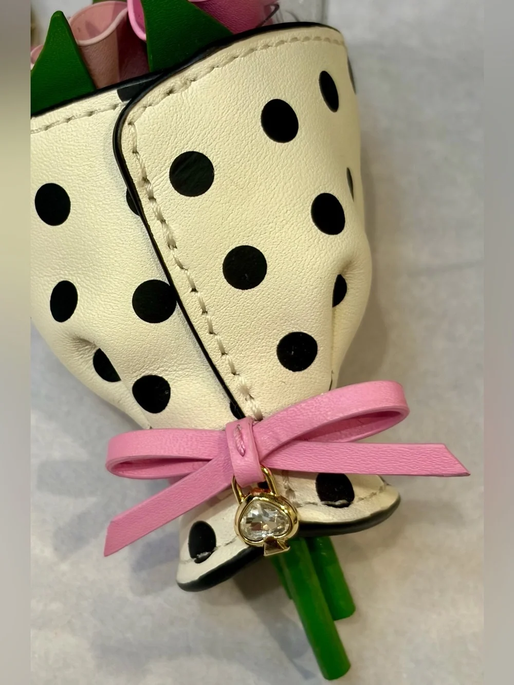 NWOT KATE SPADE Black Leather Canvas Tote & flower bouquet bag charm/key fob🖤💐